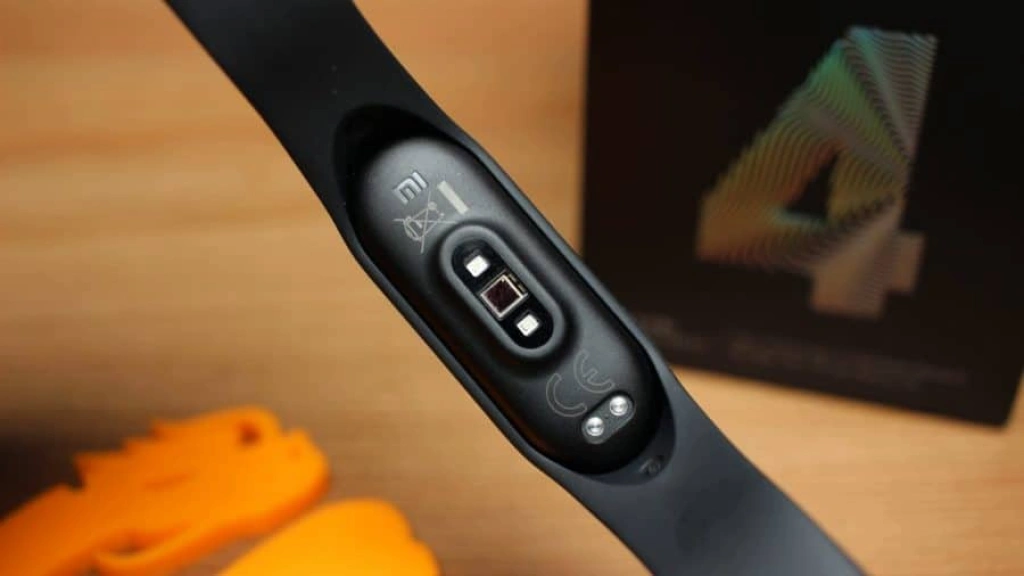Xiaomi Mi Band 4: самый продаваемый фитнес-браслет в мире