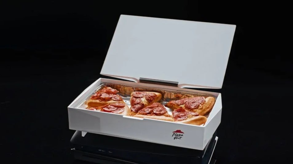 Важно и срочно: Pizza Hut научила PS5 разогревать пиццу!