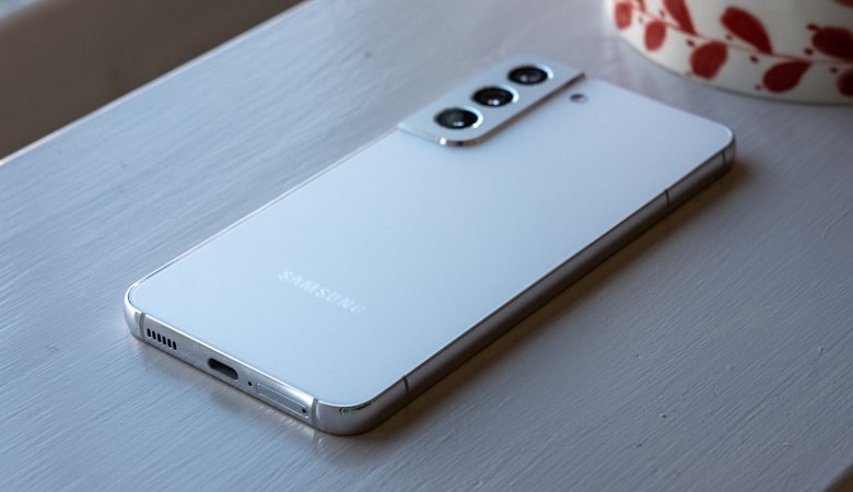 Появилась новая функция в смартфонах Samsung — Back Tap.  Новая, но скопированная с iPhone