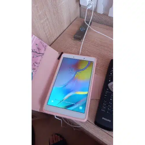 фото Планшета Samsung Galaxy Tab A 8.0 SM-T290