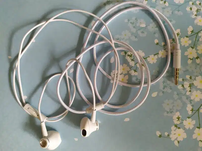фото наушников Apple EarPods (3.5 мм)
