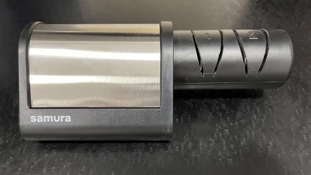 Фото точилки для ножей SAMURA SEC-2000