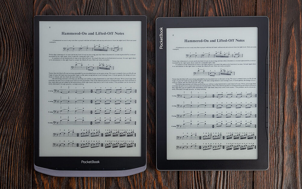 Для сравнения: 10,3-дюймовый PocketBook 1040 InkPad X и 9,7-дюймовый 970 InkPad Lite