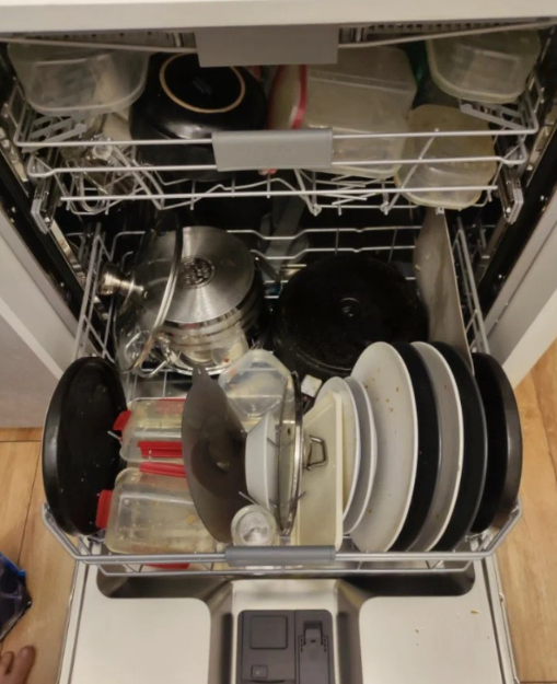Фото встраивоемой посудомоечной машины Gorenje GV663C60