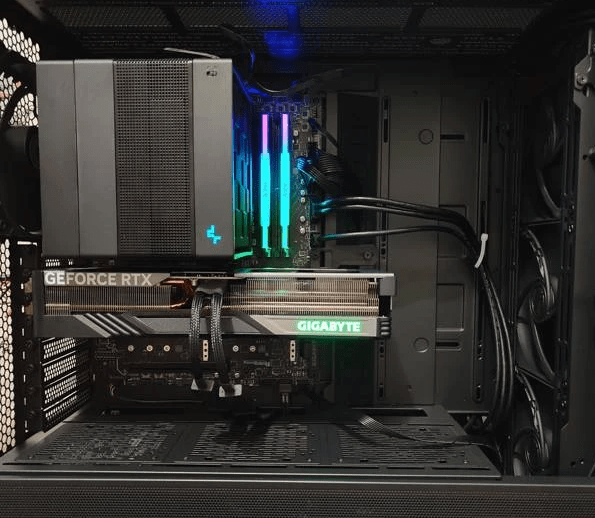 фото видеокарты GIGABYTE GeForce RTX 4070 Ti Super Gaming OC 16Gb