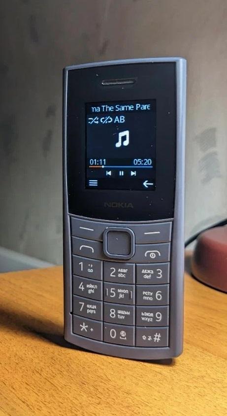 Фото кнопочного телефона Nokia 110 4G