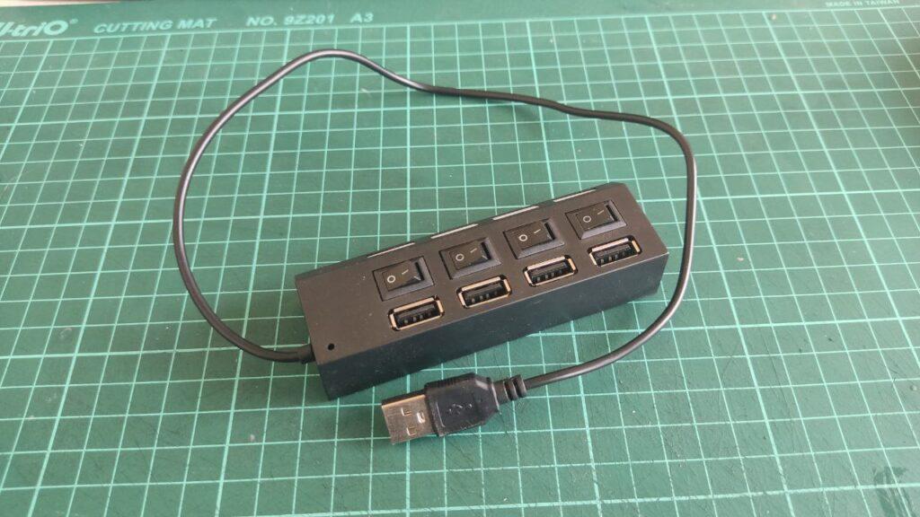 USB-разветвитель за 249 рублей из фикс прайса