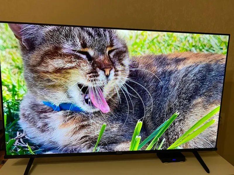 Фото телевизора Hisense 55U6KQ