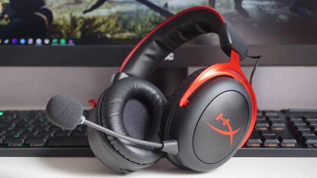 Фото наушников для игр HyperX Cloud II