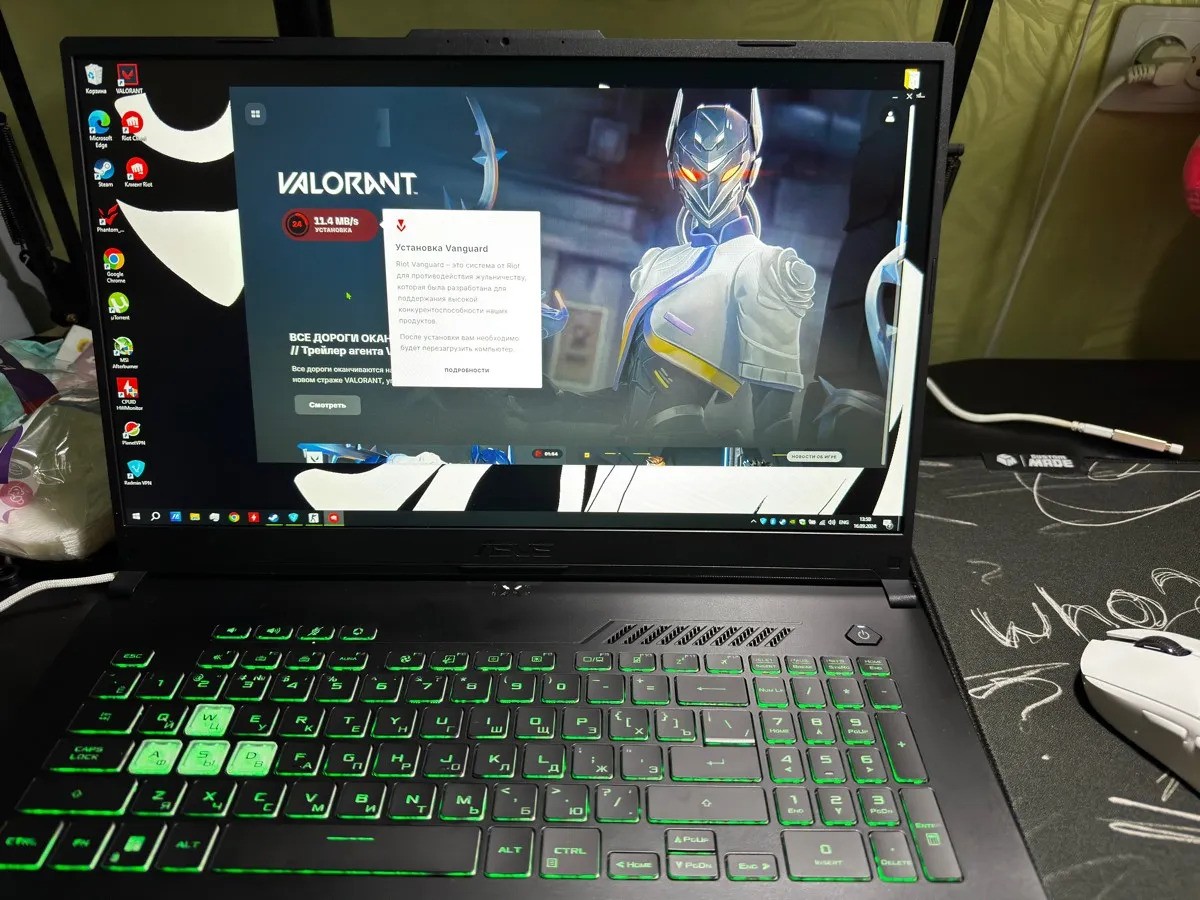 Фото ноутбука ASUS TUF F17