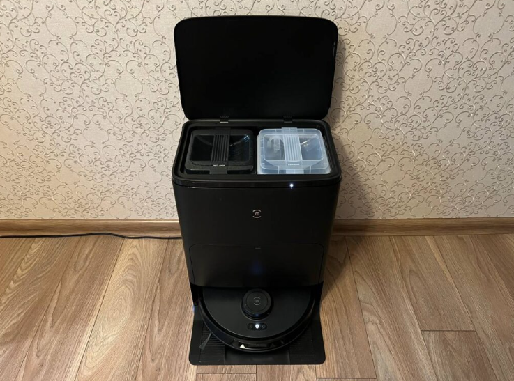 Фото робота-пылесоса ECOVACS DEEBOT T30S PRO