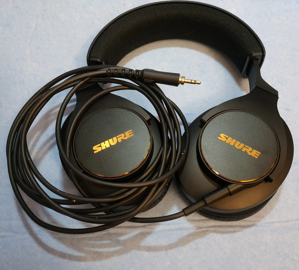 Фото студийных наушников Shure SRH840A-EFS