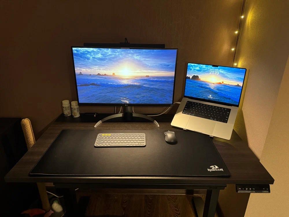 Фото стола с подъемным механизмом LIFTDESK Trend