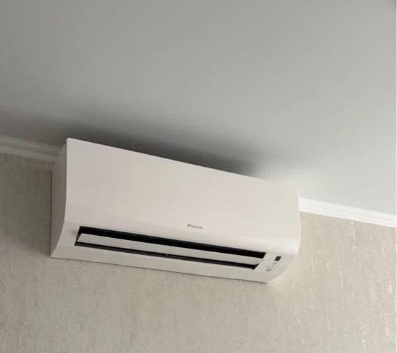 Фото кондиционера Daikin Sensira FTXF35E/RXF35E