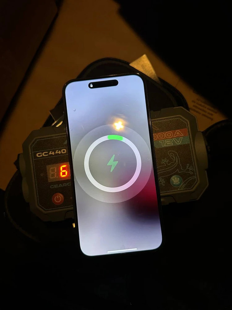 Фото пуско-зарядного устройства GEARCON 440 PRO