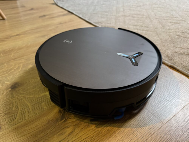 Фото пылесоса ECOVACS DEEBOT X11 OmniCyclone