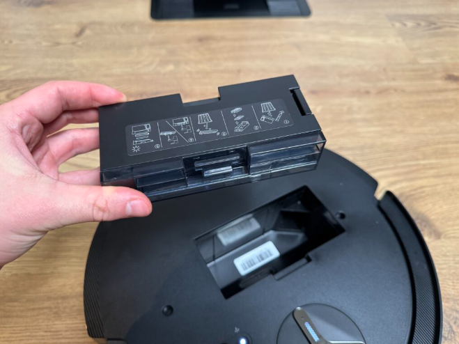 Фото пылесоса ECOVACS DEEBOT X11 OmniCyclone