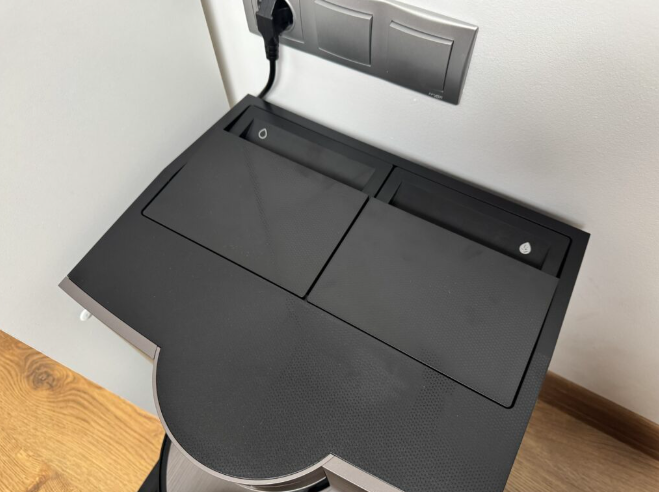 Фото пылесоса ECOVACS DEEBOT X11 OmniCyclone