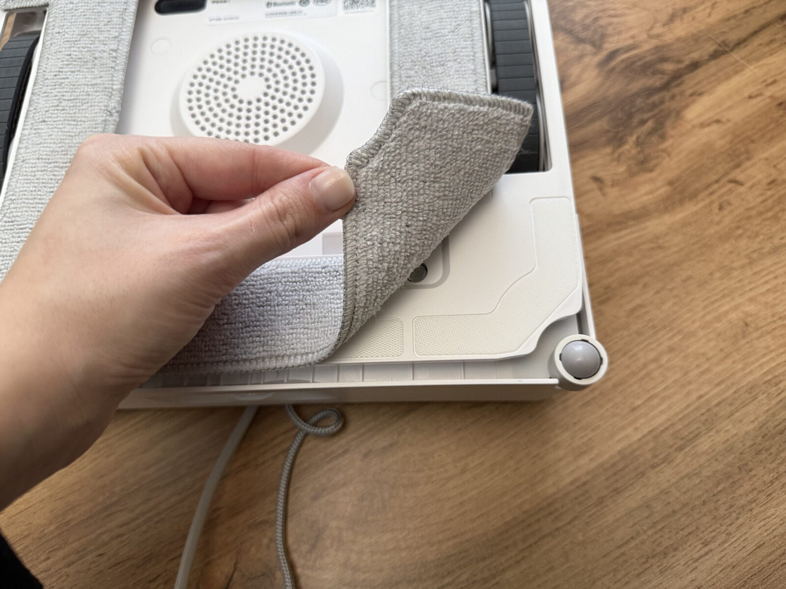 Фото робота-мойщика ECOVACS WINBOT W1S