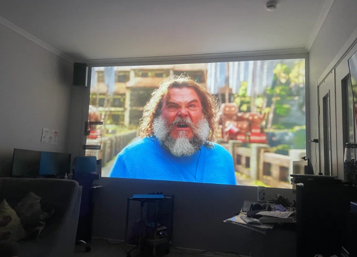 Фото проектора Touyinger Q12W PRO