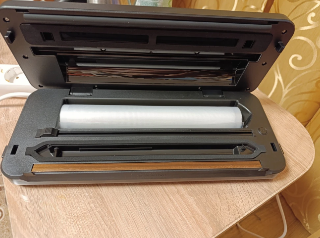 Фото вакуумного упаковщика FELFRI FVP-005