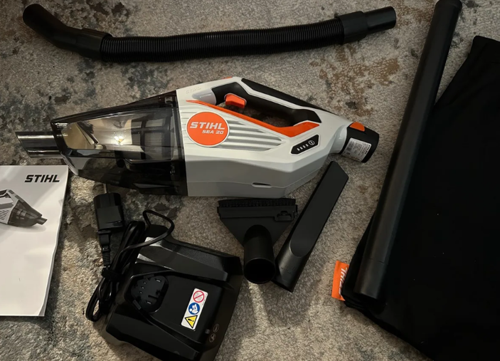 Фото автомобильного пылесоса STIHL SEA 20